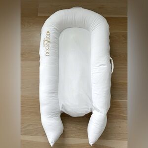 DockATot Deluxe + Dock The All in One Baby Lounger Portable baby crib unisex
